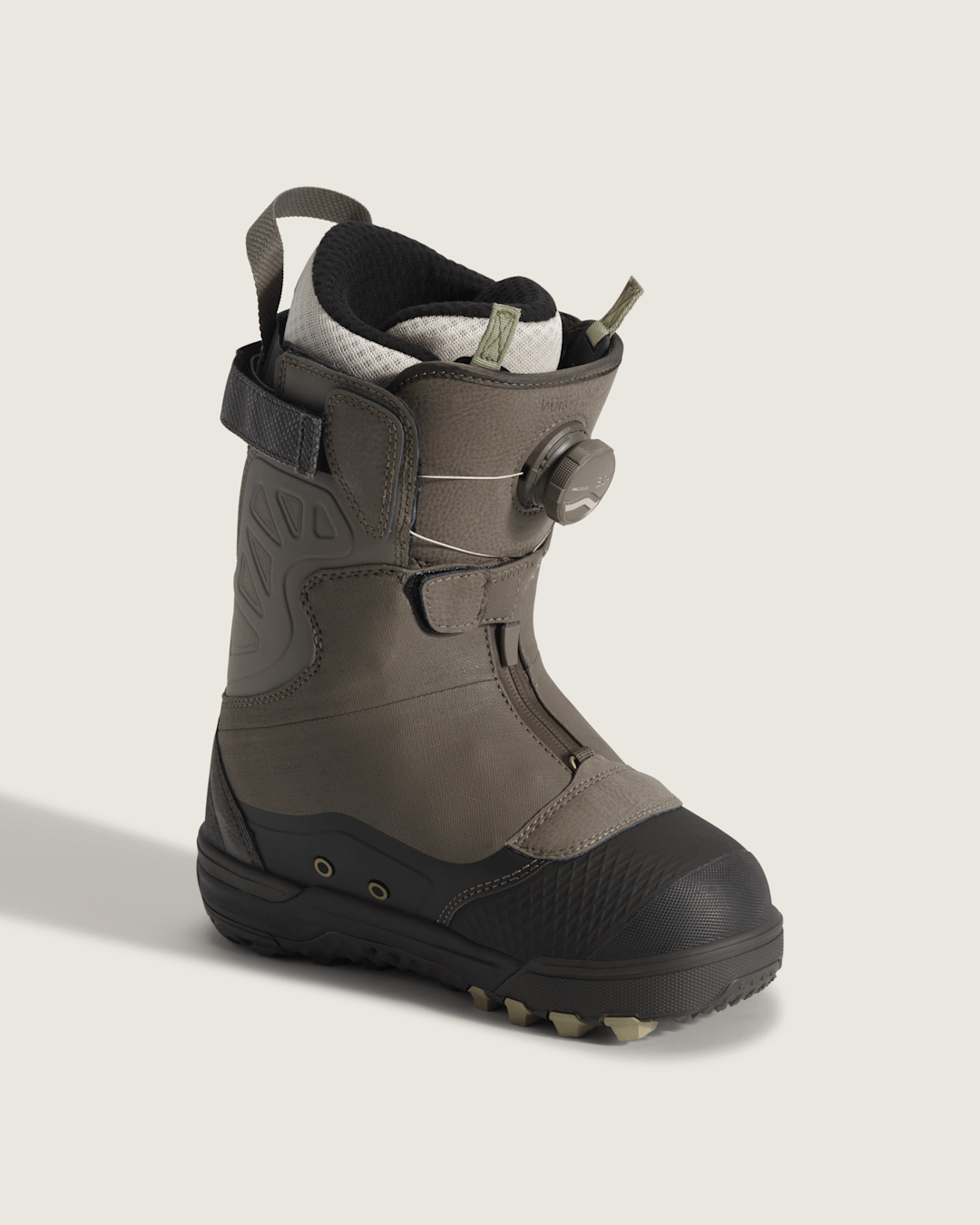 Vans Women's Viaje Range Edition Snowboard Boot in Green / Black