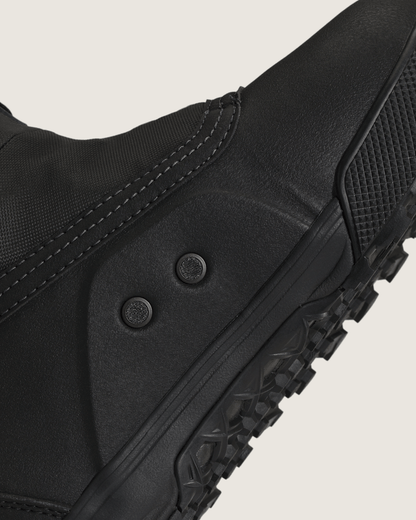 Vans Infuse Snowsurf Snowboard Boot in Black