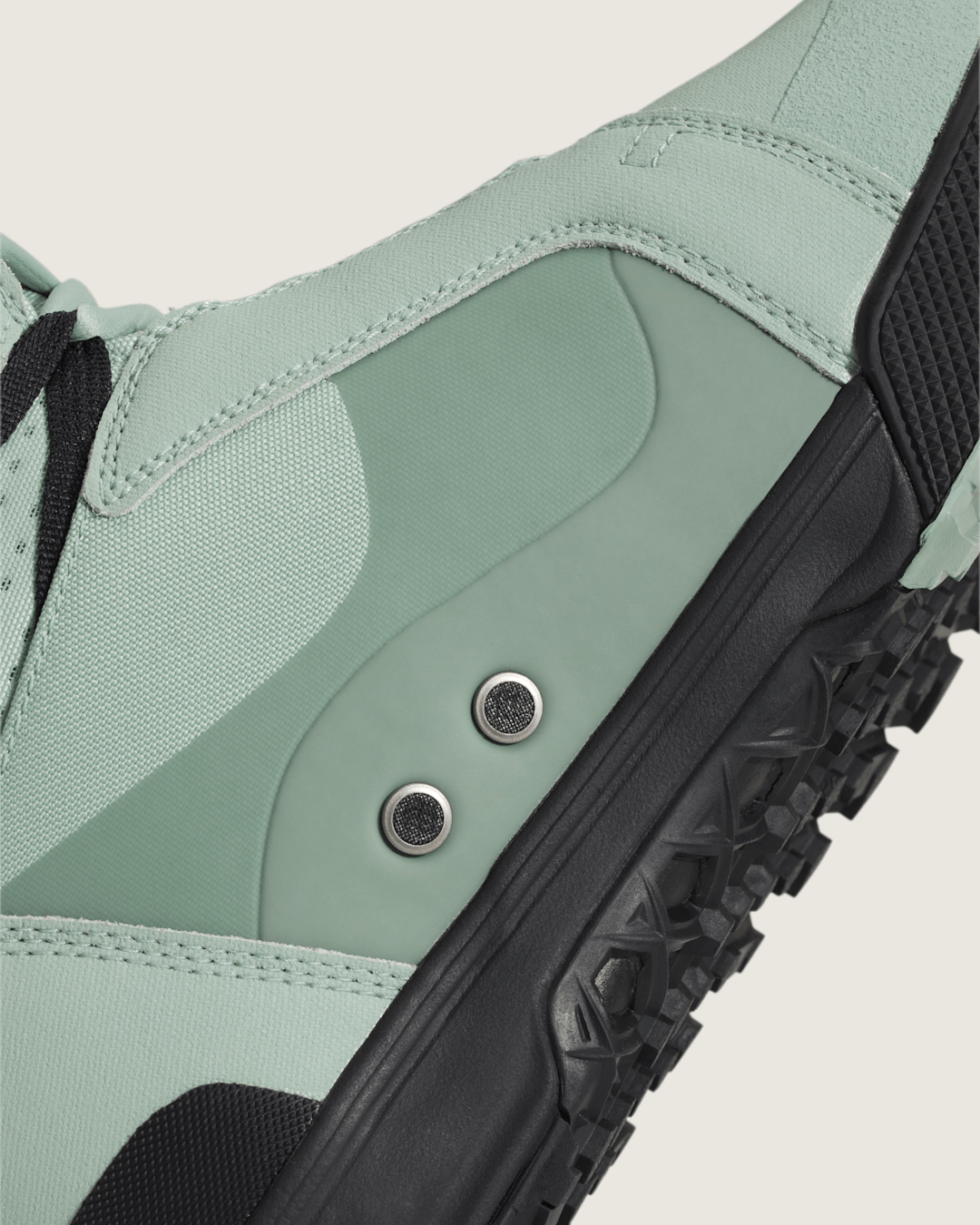 Vans Hi-Standard Pro Snowboard Boot in Olive Grey