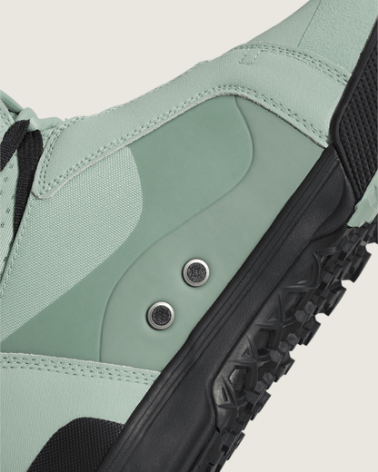 Vans Hi-Standard Pro Snowboard Boot in Olive Grey