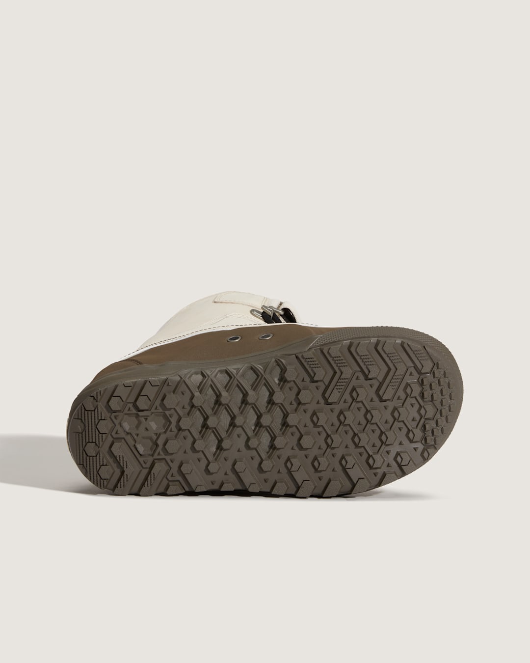 Vans Infuse Snowsurf Snowboard Boot in Oatmeal Beige / Brown