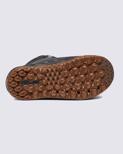 Vans Infuse Gum Snowboard Boot in Gum Black / White