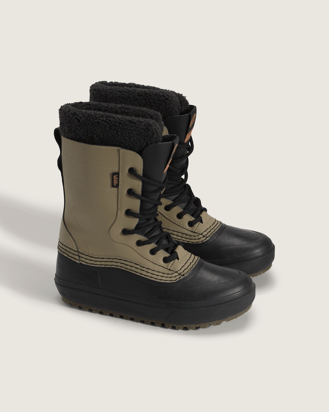 Vans Standard Waterproof Boot in Bay Leaf Green