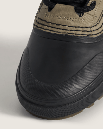Vans Standard Waterproof Boot in Bay Leaf Green