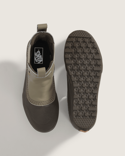 Vans Standard Mid Chelsea Waterproof Boot in Bay Leaf Green