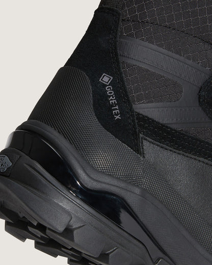 Vans Snow-Kicker GORE-TEX Boot in Blackout