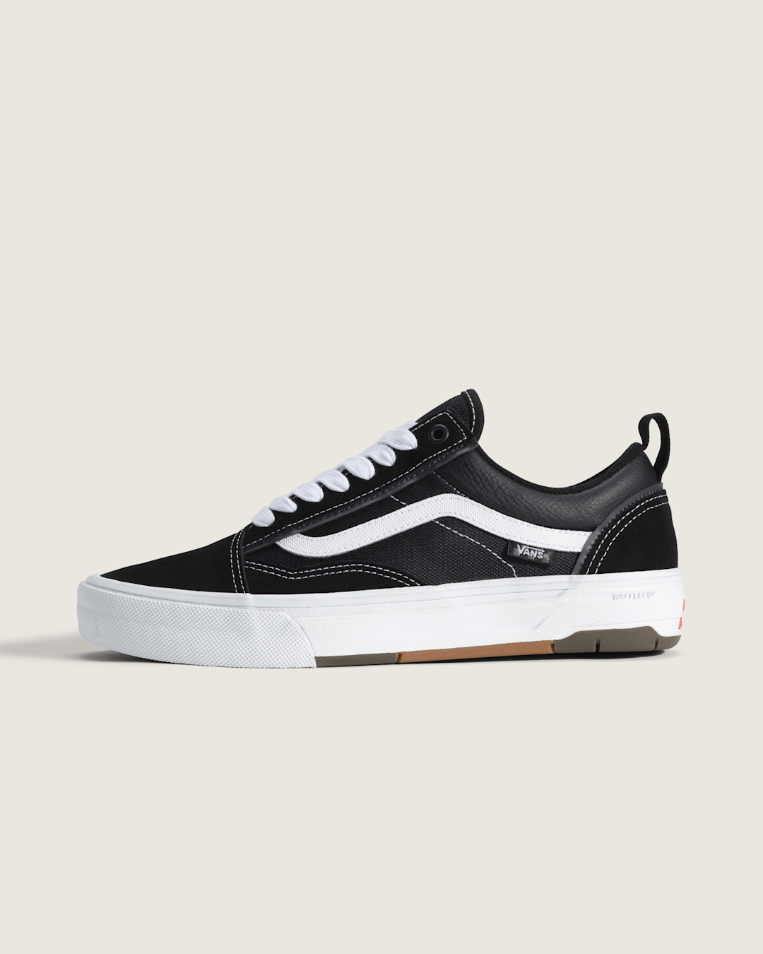 Vans Skate Old Skool Wafflecup Shoe in Black / White