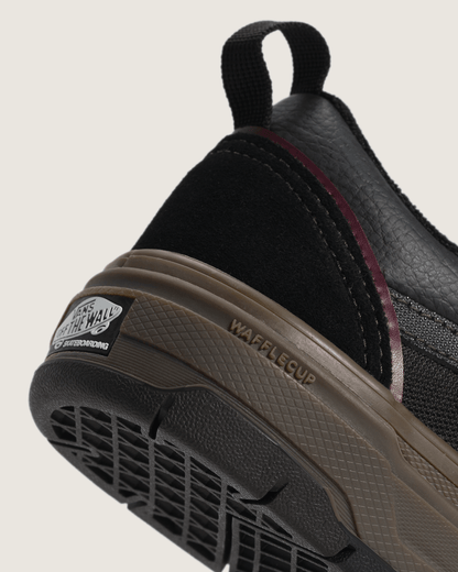 Vans Skate Old Skool Wafflecup Shoe in Gum Black