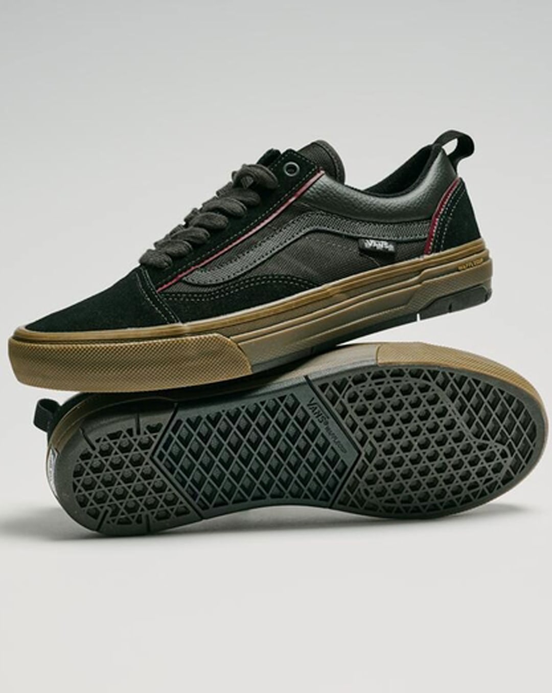Vans Skate Old Skool Wafflecup Shoe in Gum Black