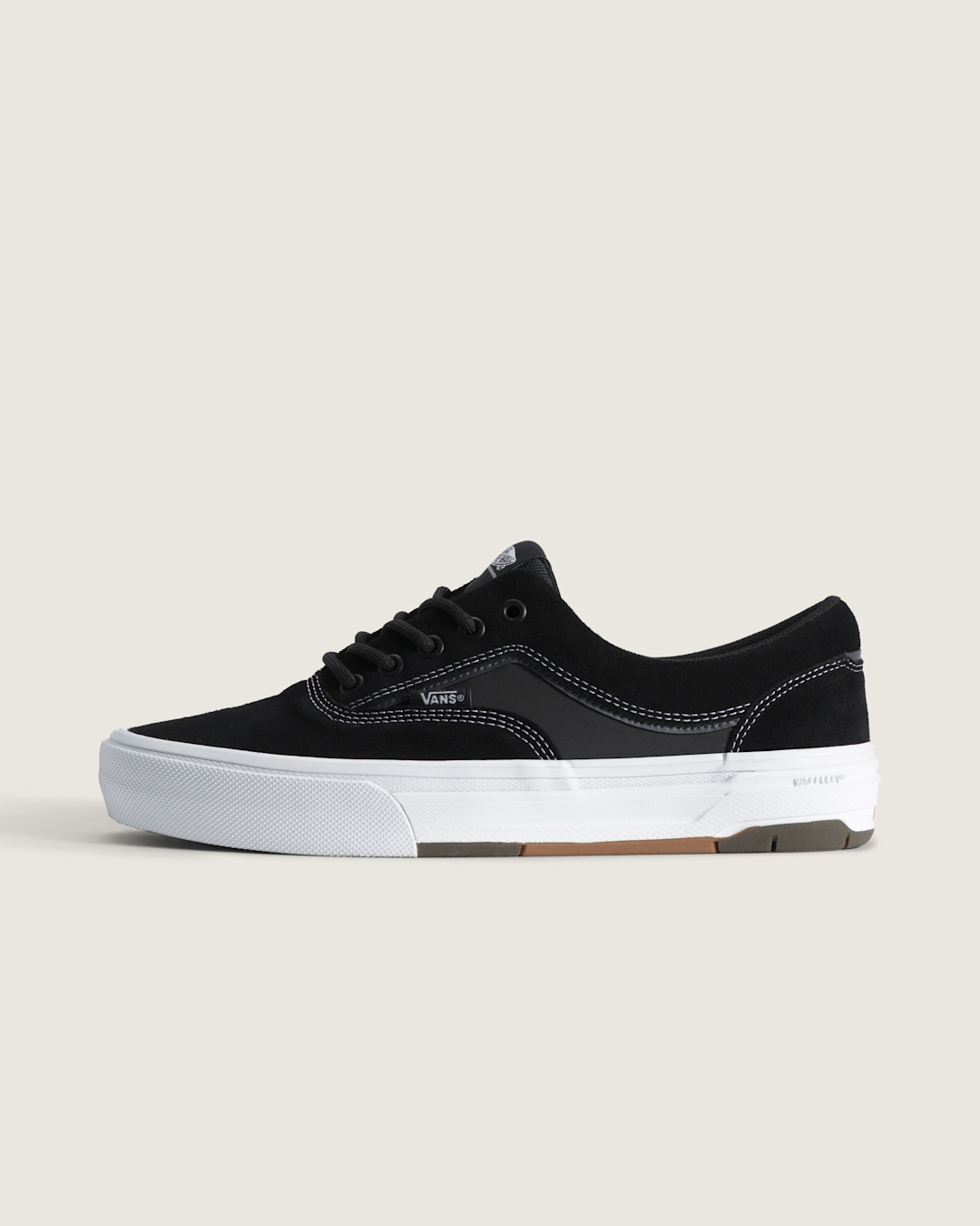 Vans Skate Era Shoe in Black / White