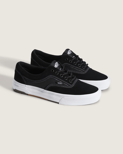 Vans Skate Era Shoe in Black / White