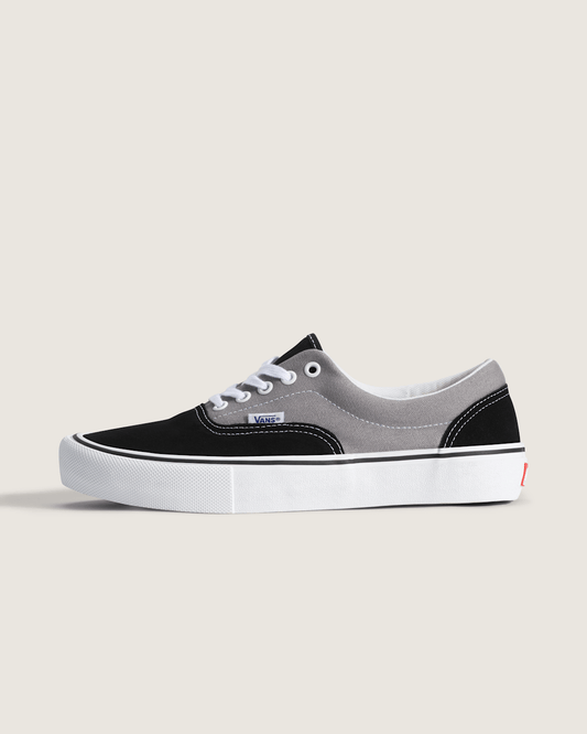 Vans Skate Era Shoe in Black / Grey