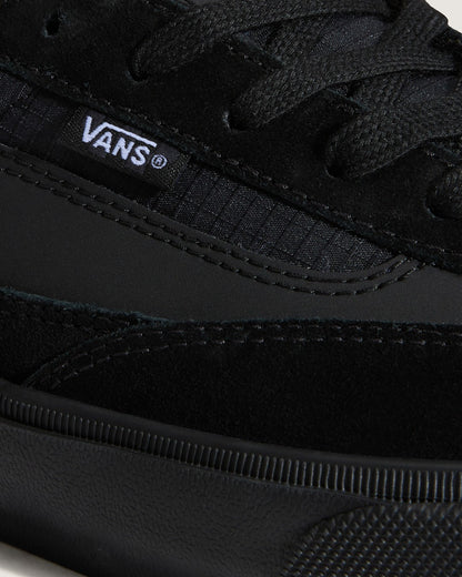 Vans Skate Curren Caples Shoe in Black