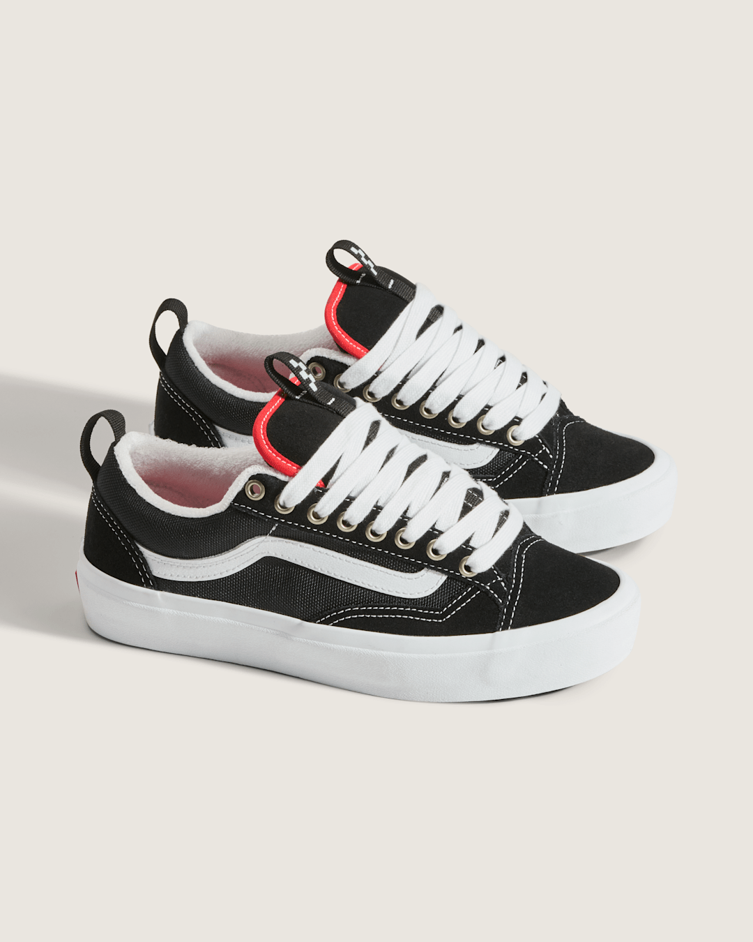 Vans Skate Old Skool 36+ Shoe in Black / White