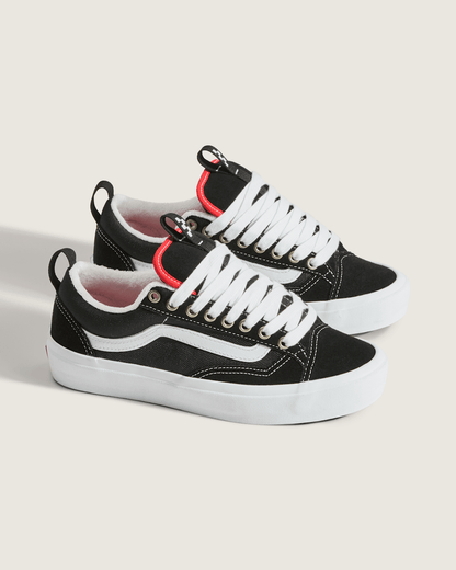 Vans Skate Old Skool 36+ Shoe in Black / White