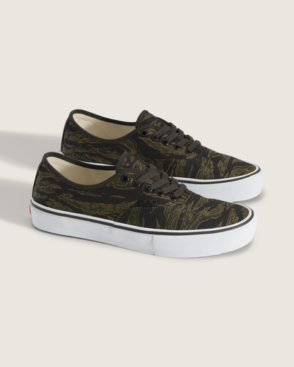 Vans Skate Authentic Shoe in Camo Green / Black