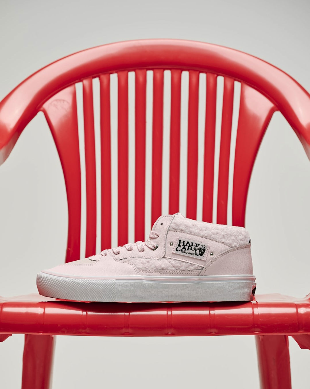 Vans Skate Half Cab Shoe in Pink / White