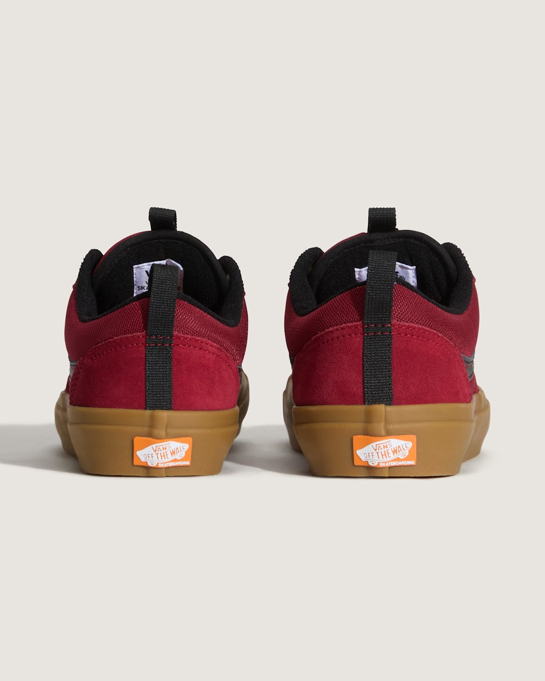 Vans Skate Old Skool 36+ Gum Shoe in Burgundy Red