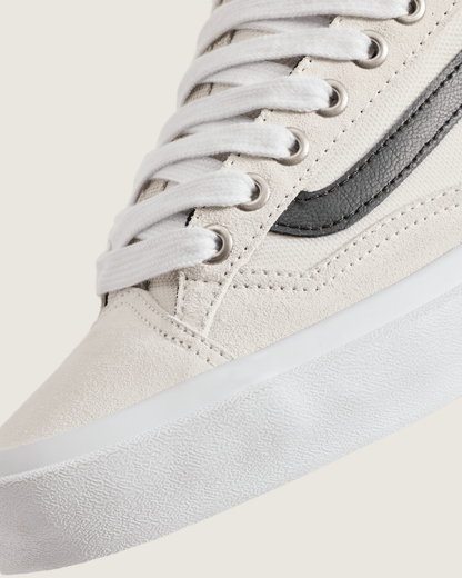 Vans Skate Old Skool 36+ Shoe in Antique White / Black