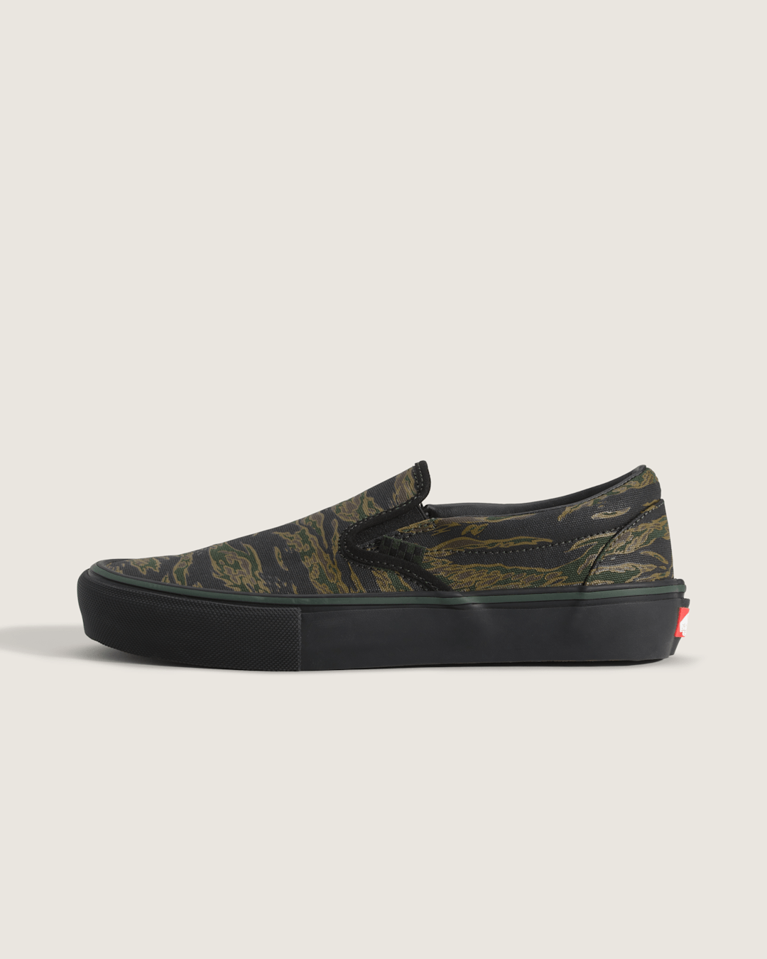 Vans Skate Slip-On Shoe in Camo Green / Black