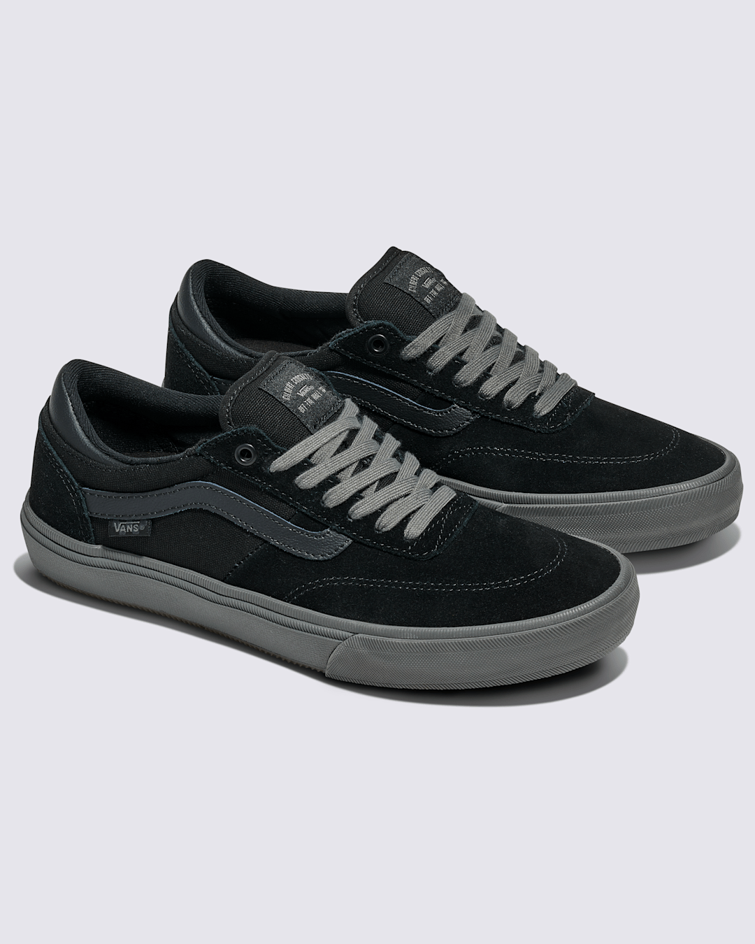 Vans Skate Gilbert Crockett Shoe in Black / Charcoal Grey