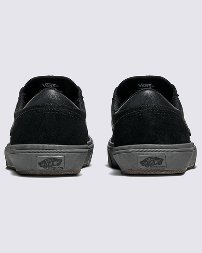 Vans Skate Gilbert Crockett Shoe in Black / Charcoal Grey