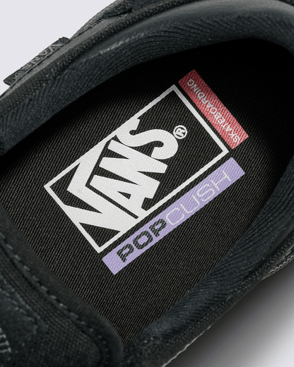 Vans Skate Gilbert Crockett Shoe in Black / Charcoal Grey
