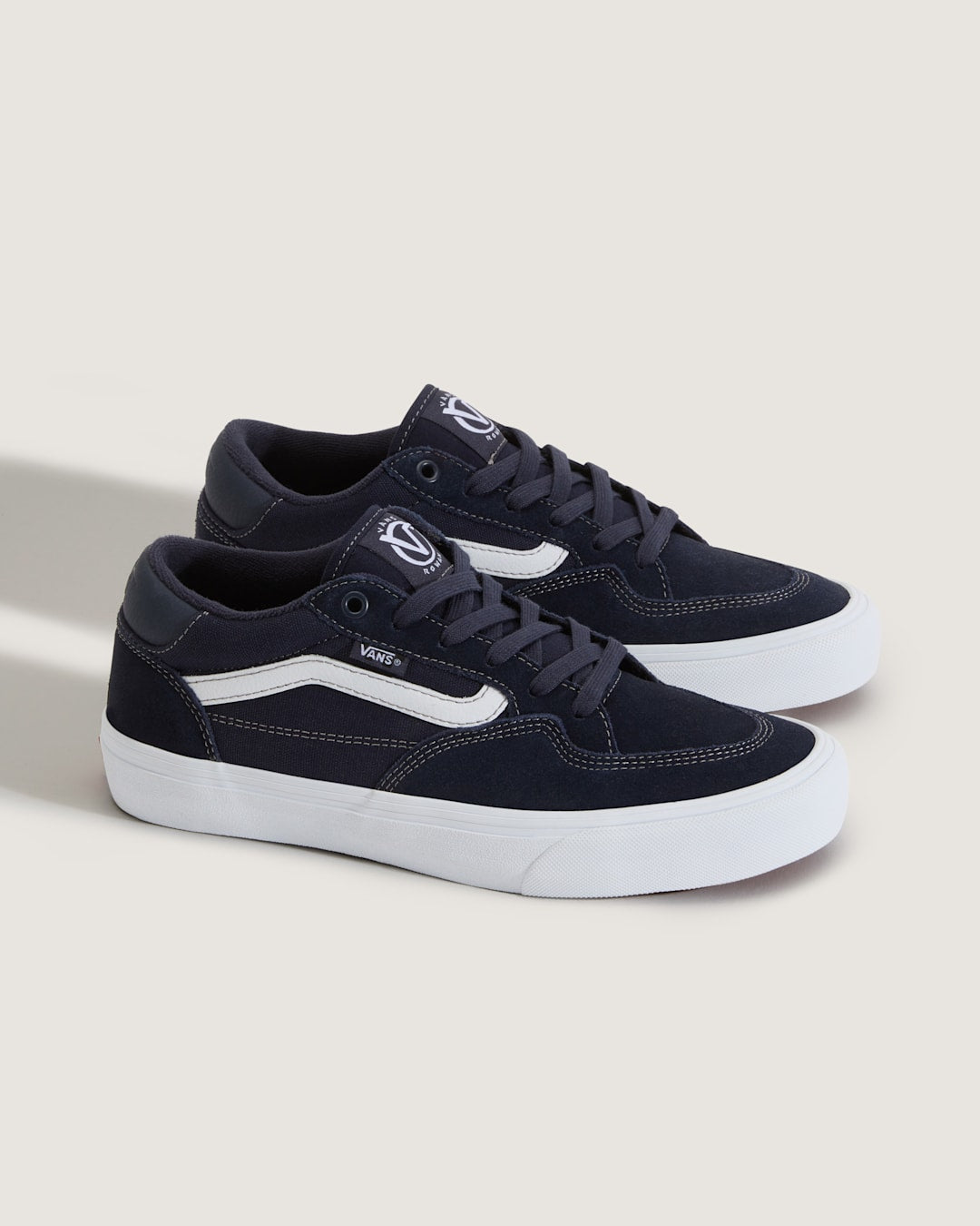 Vans Skate Rowan Shoe in Navy Blue / White
