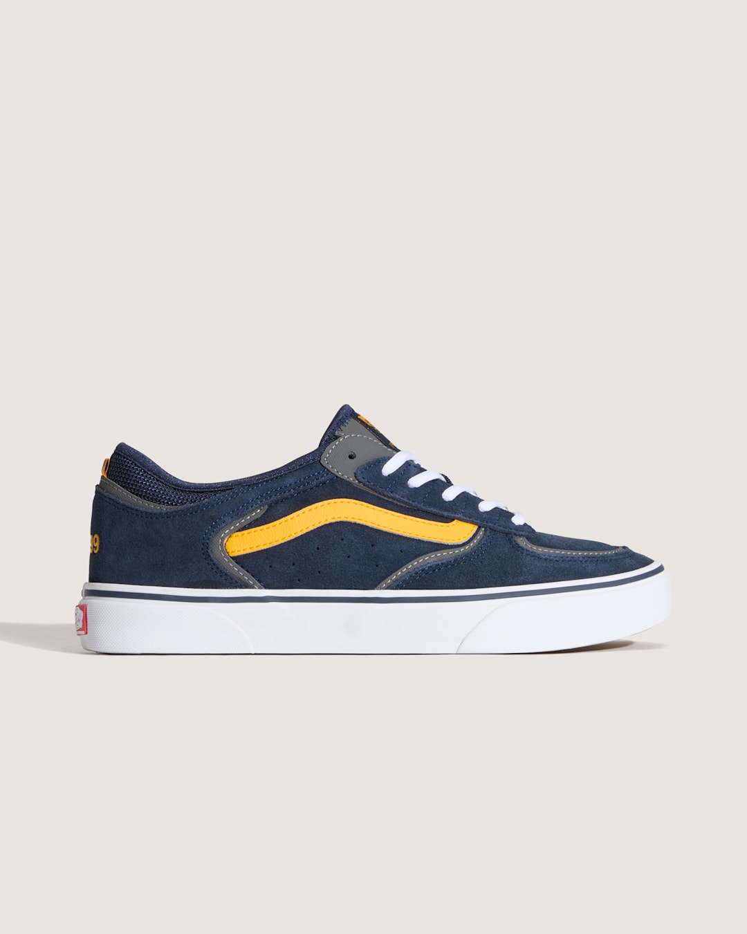 Vans Skate Rowley Shoe in Navy Blue / Yellow
