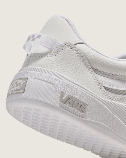 Vans Skate 2 Wayvee Shoe in White