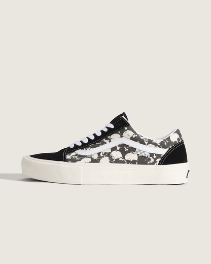Vans Skate Old Skool Shoe in Black / White