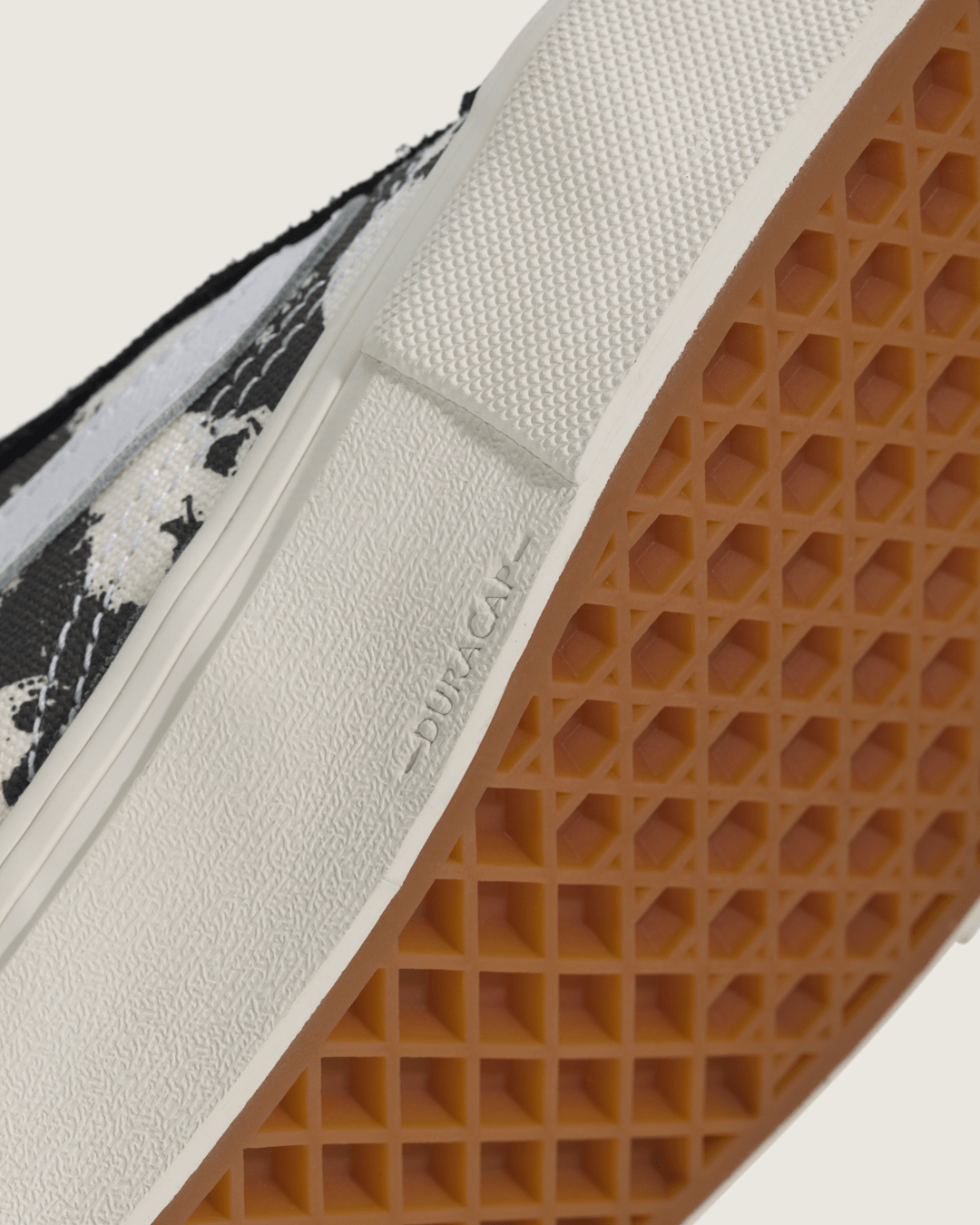 Vans Skate Old Skool Shoe in Black / White