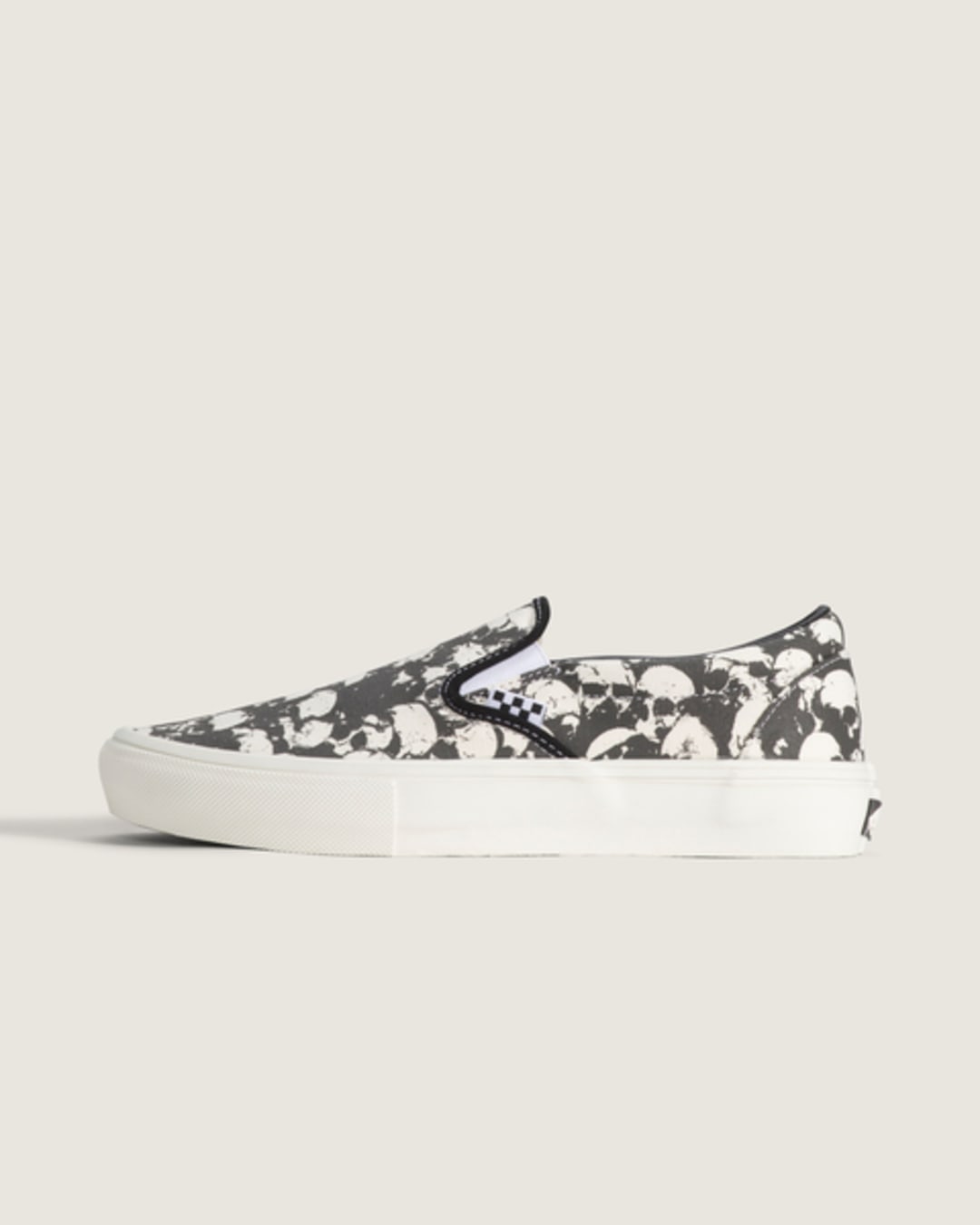 Vans Skate Slip-On Shoe in Black / White