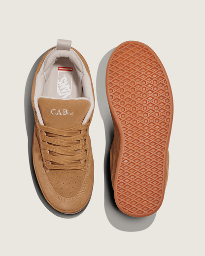 Vans Skate Cab 4 Shoe in Brown / Gum