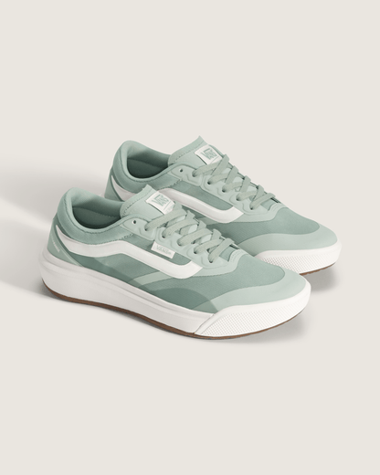 Vans UltraRange 2.0 Shoe in Grey / Olive Green