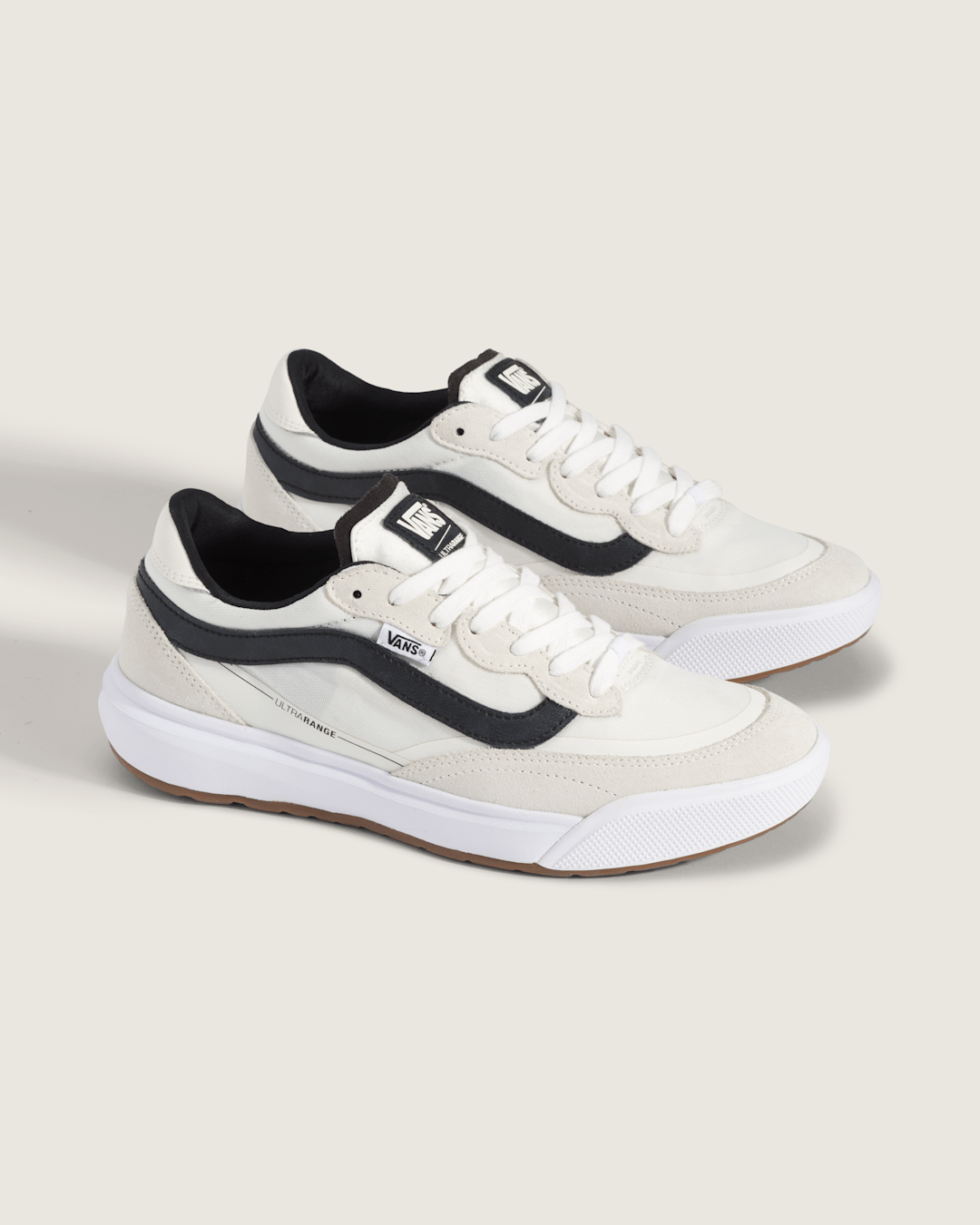Vans UltraRange 2.0 Shoe in White / Black