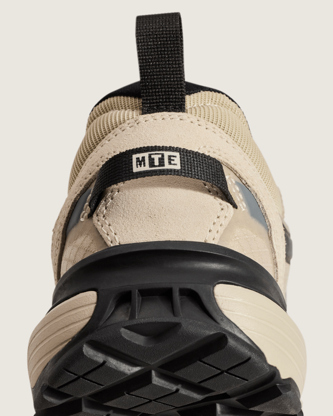 Vans Crosspath XC Shoe in Peyote Beige / Black