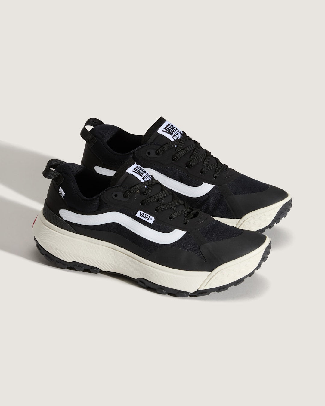 Vans Crosspath Shoe in Black / White