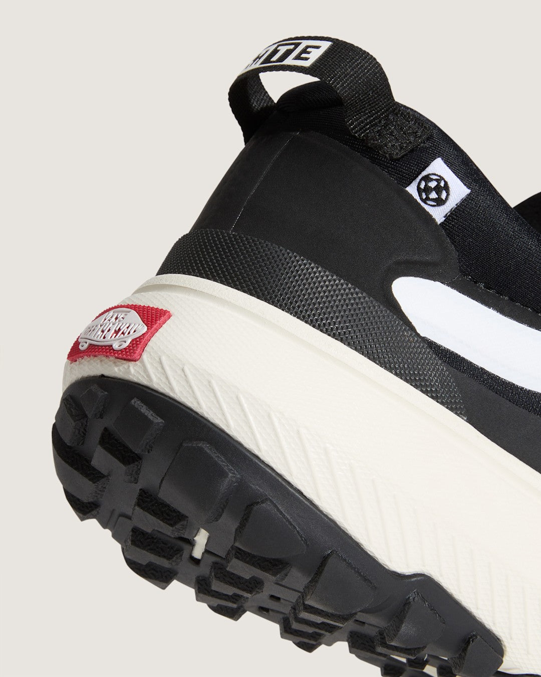 Vans Crosspath Shoe in Black / White