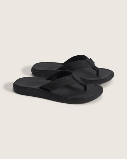 Vans Seabrook Sandal in Blackout