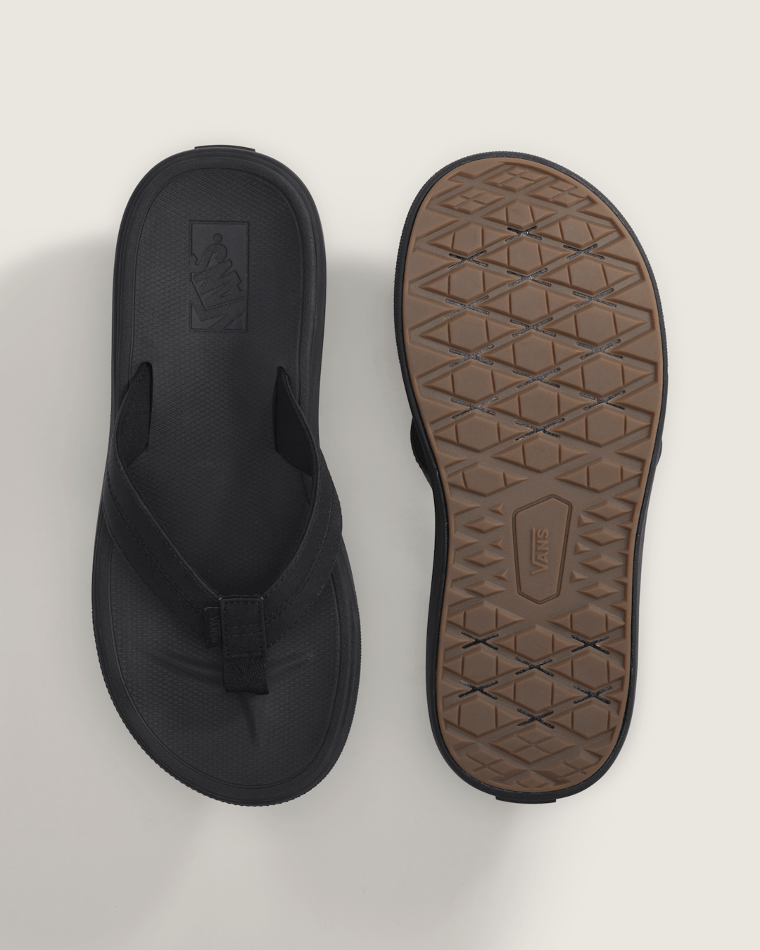 Vans Seabrook Sandal in Blackout