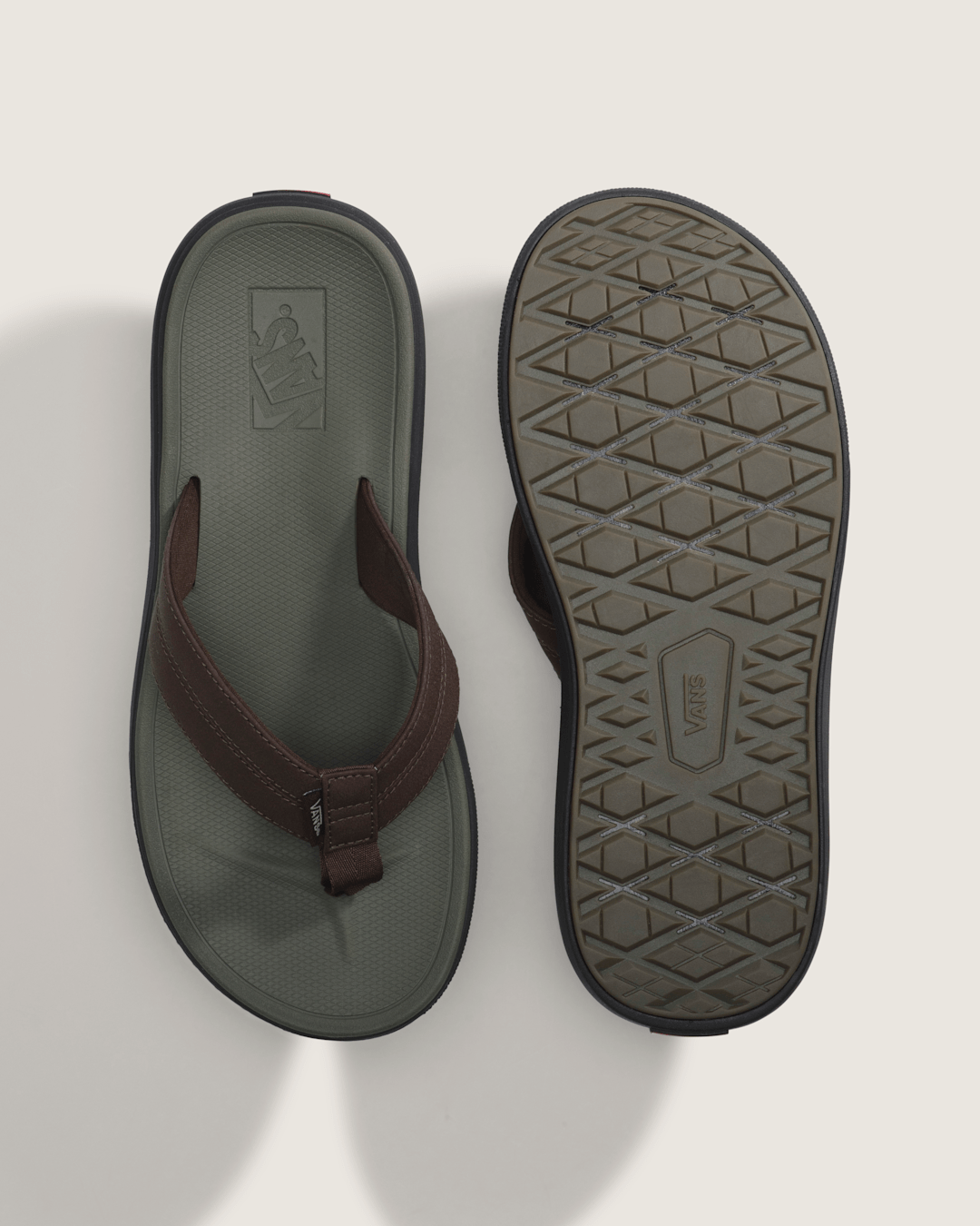 Vans Seabrook Sandal in Demitasse Brown / Grape Leaf Green