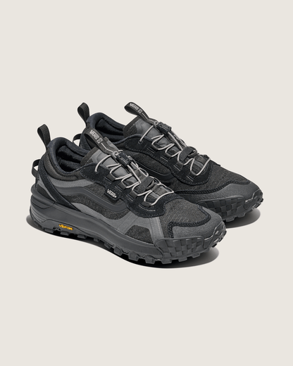 Vans Crosspath XC Shoe in Black / Grey