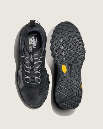 Vans Crosspath XC Shoe in Black / Grey