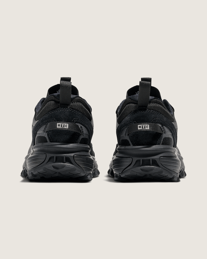 Vans Crosspath XC Shoe in Black / Grey