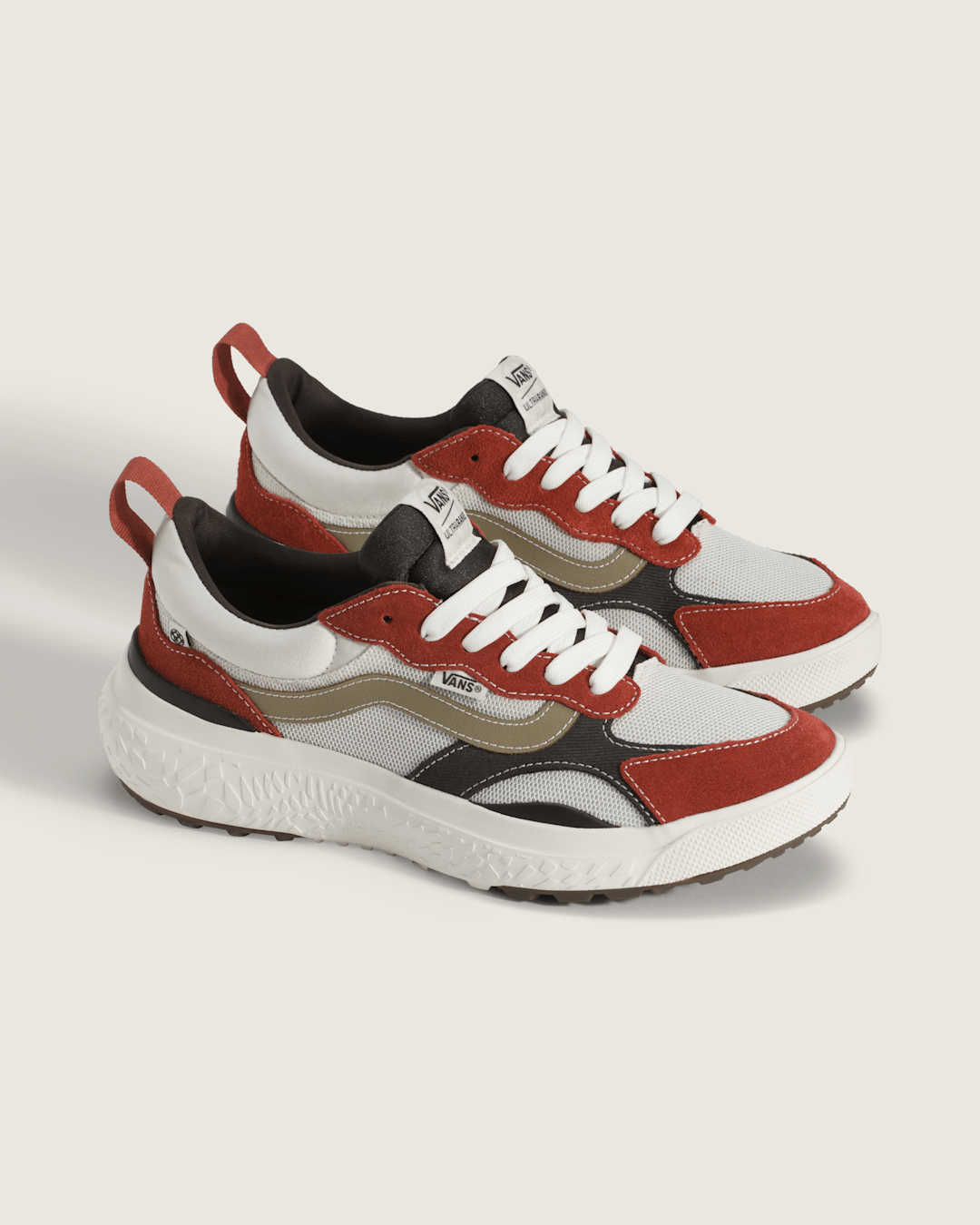 Vans UltraRange Neo VR3 Shoe in Coffee Brown / Brick Red