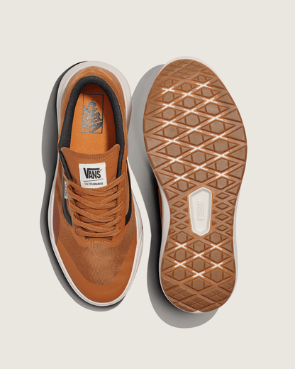 Vans UltraRange 2.0 Shoe in Orange / Brown