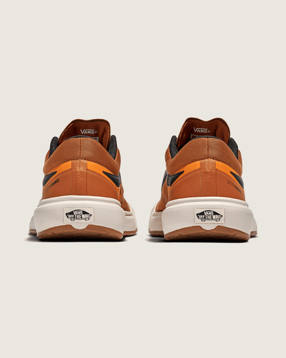Vans UltraRange 2.0 Shoe in Orange / Brown