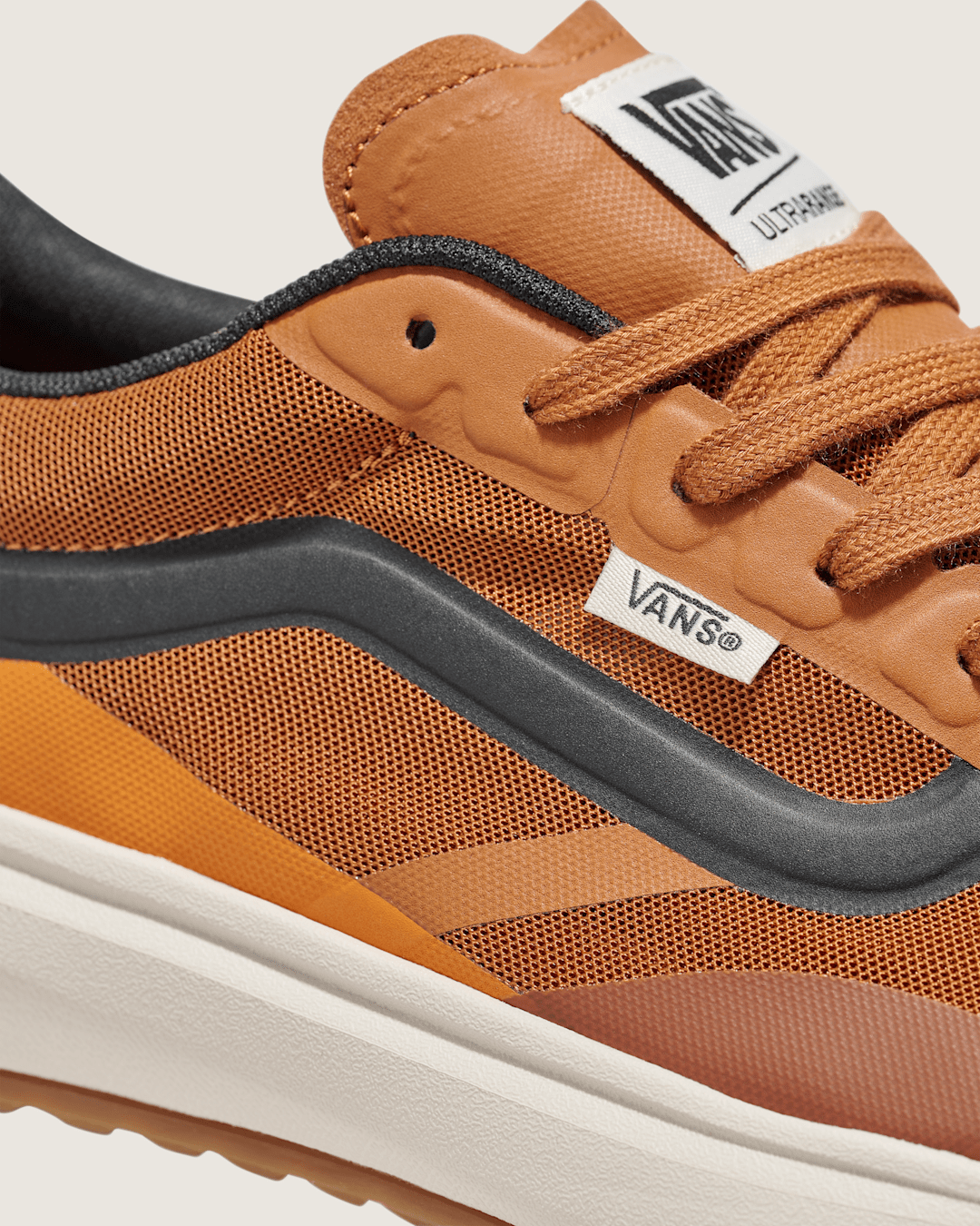 Vans UltraRange 2.0 Shoe in Orange / Brown