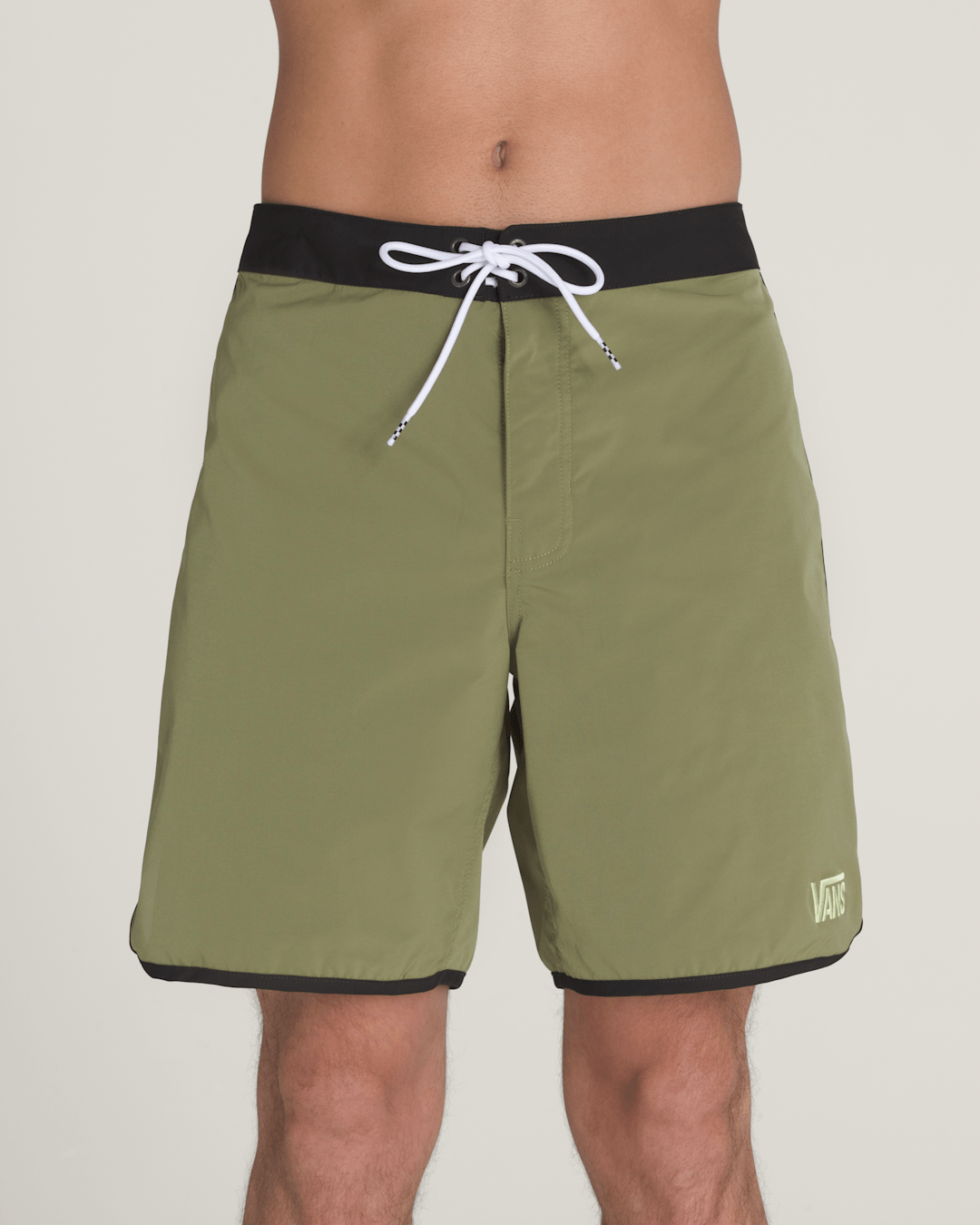 Vans Everride Scalloped 18'' Boardshorts in Loden Green / Black